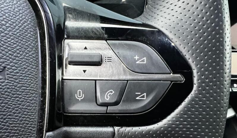 Peugeot 308 GT / EAT8 complet