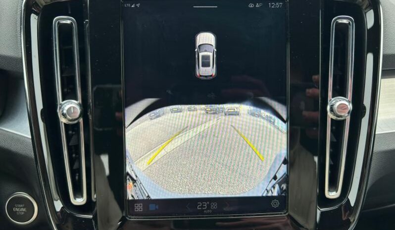 Volvo XC40 B3 / Mild Hybrid / Core complet