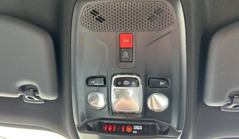 Peugeot 2008 Allure / MHEV / E-DSC6 complet