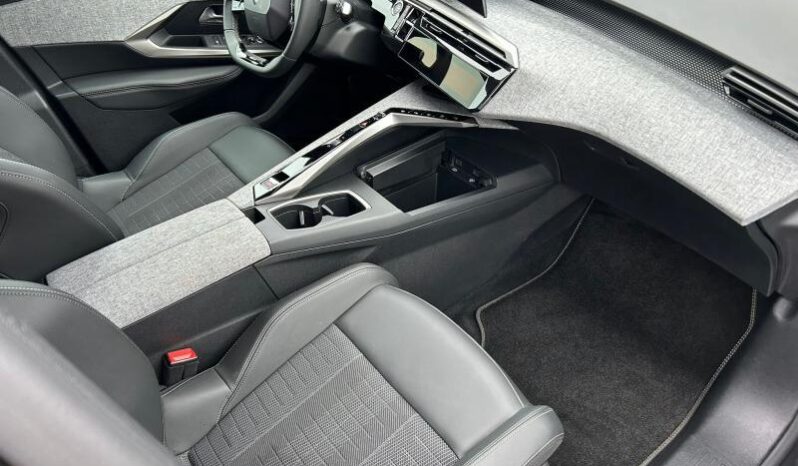 Peugeot 5008 GT / Hybrid / E-DCS6 complet