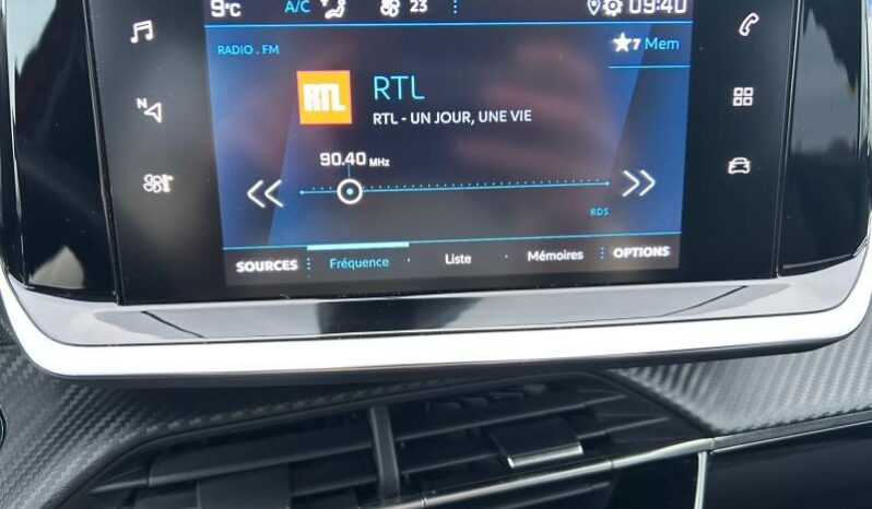 Peugeot 2008 Allure Pack / GPS complet