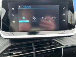 Peugeot 208 Allure / EAT8 / Carplay complet