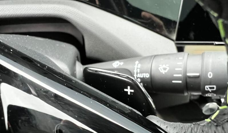 Peugeot 308 GT HYBRID complet