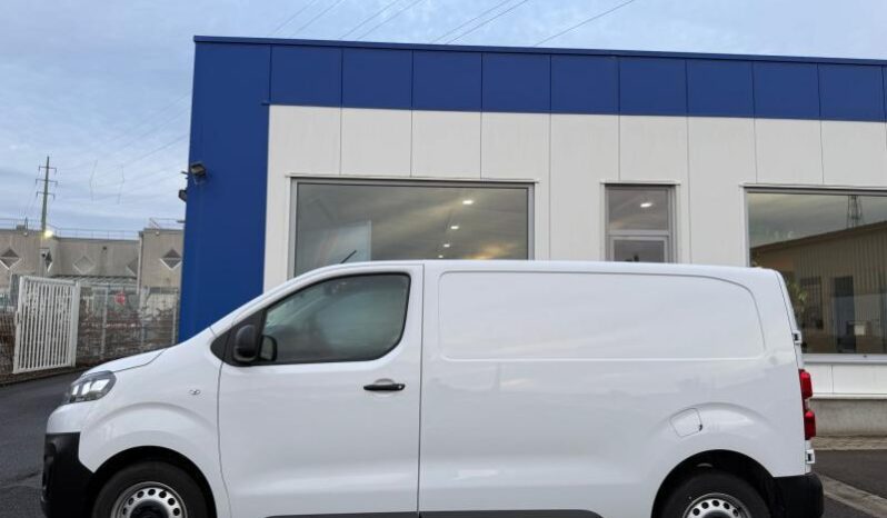 Citroen Jumpy Taille M / 145ch / Carplay complet