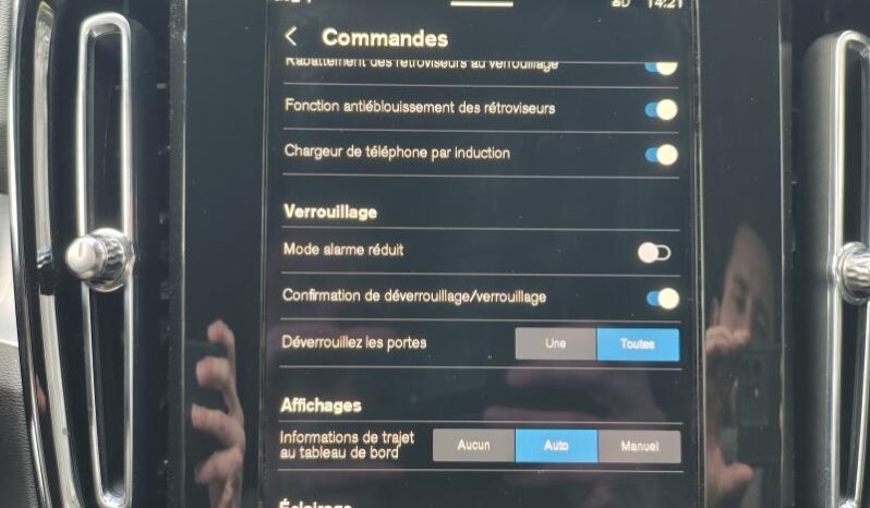 Volvo XC40 B3 / Mild Hybrid / Core complet