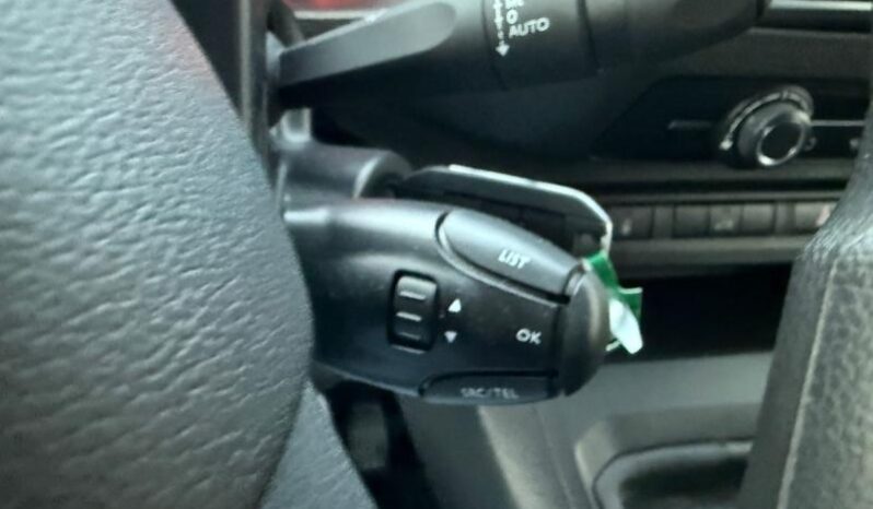 Citroen Jumpy Taille M / 145ch / Carplay complet