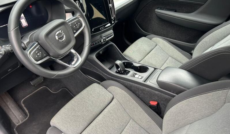 Volvo XC40 B3 / Mild Hybrid / Core complet