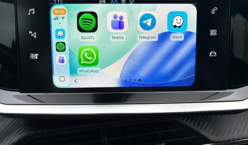 Peugeot 208 Allure / EAT8 / Carplay complet