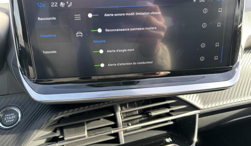 Peugeot 2008 Allure / MHEV / E-DSC6 complet