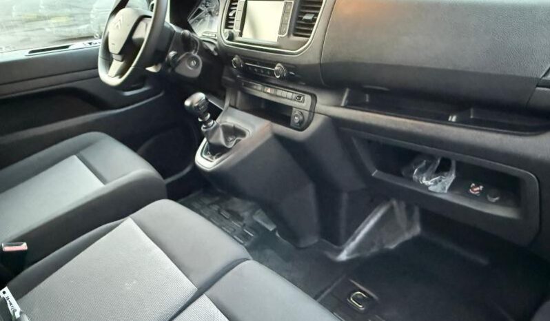 Citroen Jumpy Taille M / 145ch / Carplay complet