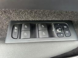 Volvo XC40 B3 / Mild Hybrid / Core complet