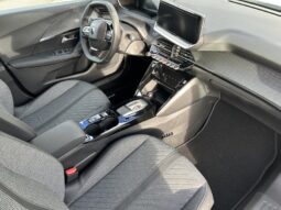 Peugeot 2008 Allure / MHEV / E-DSC6 complet