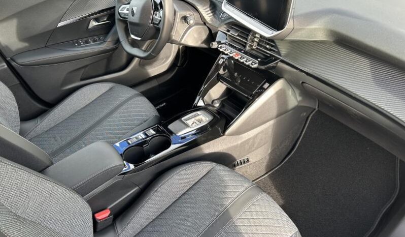 Peugeot 2008 Allure / MHEV / E-DSC6 complet