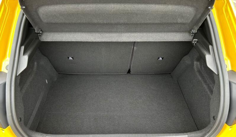 Peugeot 208 Allure / EAT8 / Carplay complet