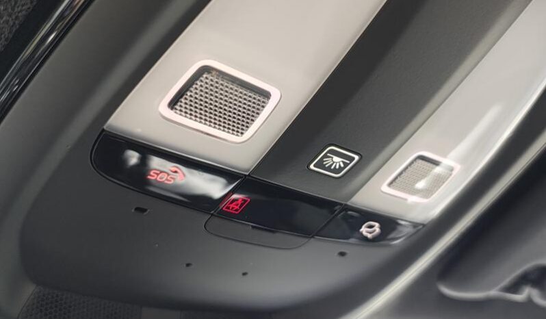 Volvo XC40 B3 / Mild Hybrid / Core complet