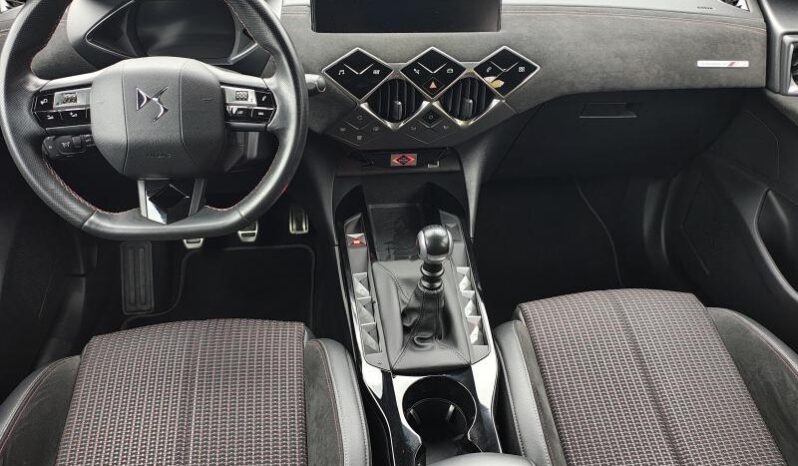 DS Automobiles DS 3 Crossback Performance Line complet