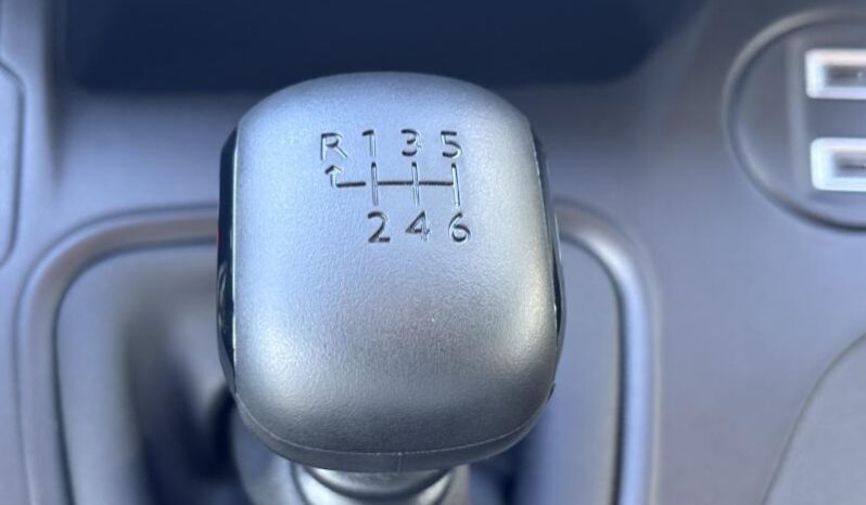 Peugeot Partner Standard Light 1.5 BlueHDI complet