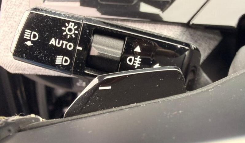 Peugeot 5008 GT / Hybrid / E-DCS6 complet