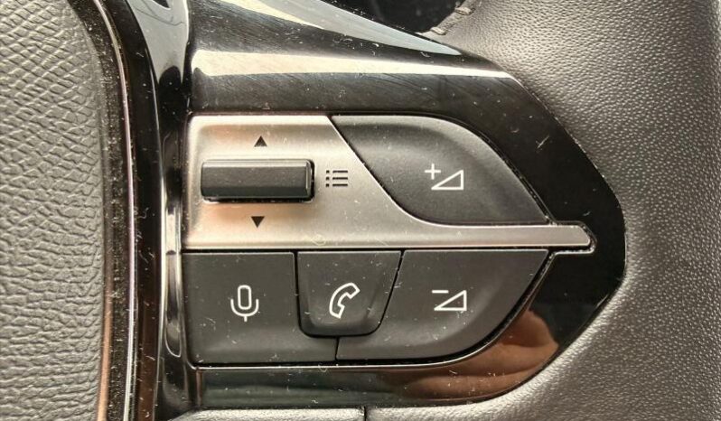 Peugeot 408 Allure / EAT8 complet