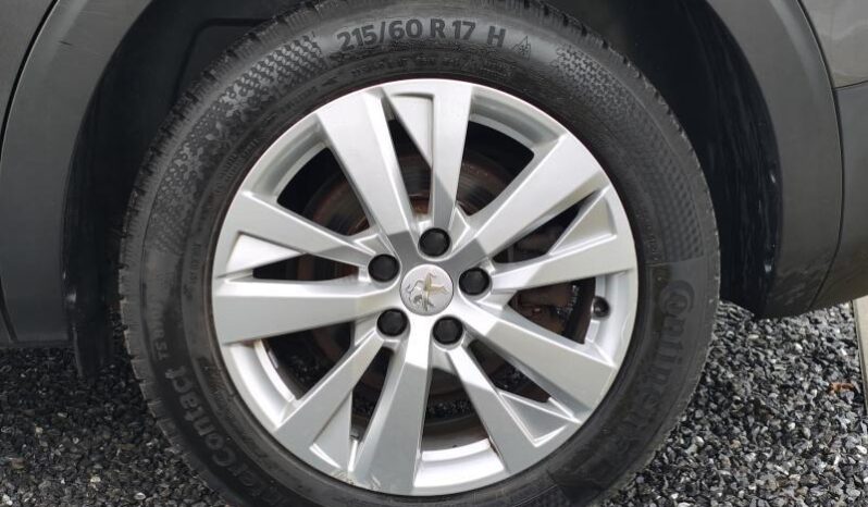 Peugeot 5008 Style / 7 places / 1.5 BlueHDI complet