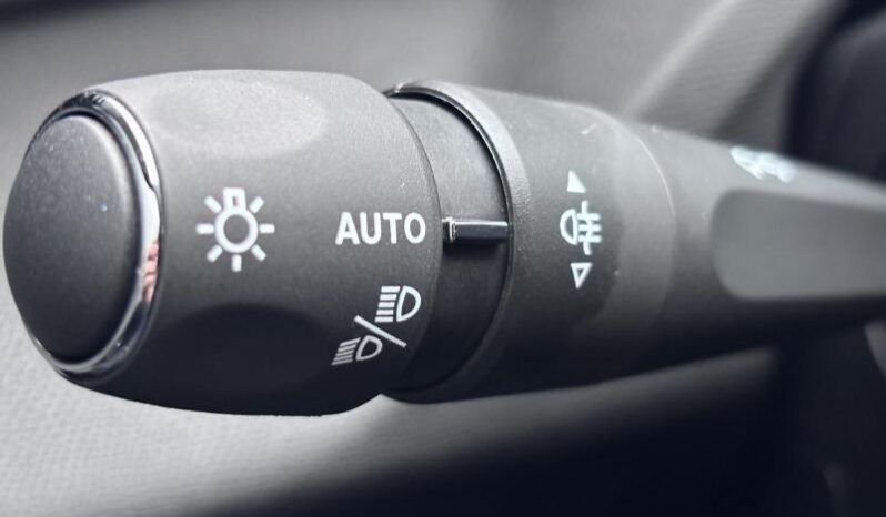 Peugeot 308 Allure / e-DCS6 / Carplay complet