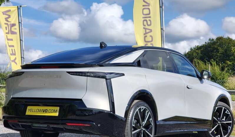 DS Automobiles N°8 LONG RANGE / JULES VERNE complet