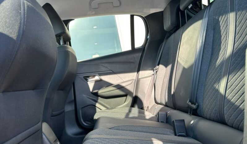 Peugeot 208 Allure / GPS / Carplay complet
