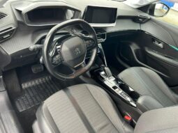 Peugeot 208 Allure / EAT8 complet
