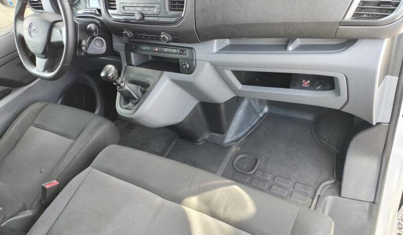 Opel Vivaro 145ch / porte échelle complet