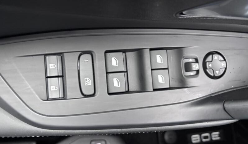 Peugeot 308 Allure / e-DCS6 / Carplay complet