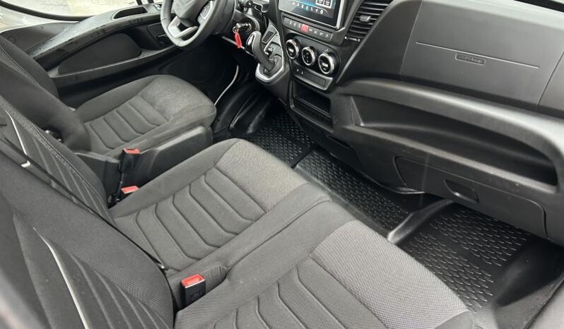 Iveco Daily 35SC18HASY complet