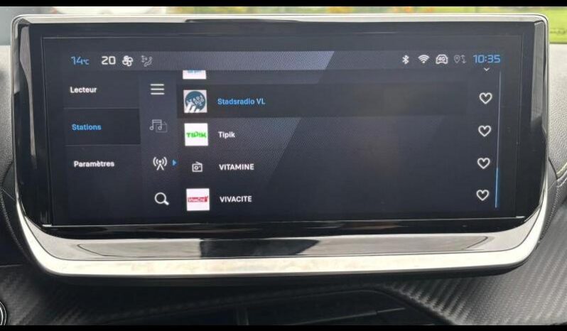 Peugeot 2008 GT / EAT8 / 130ch complet