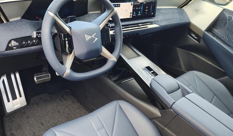 DS Automobiles N°8 LONG RANGE / JULES VERNE complet