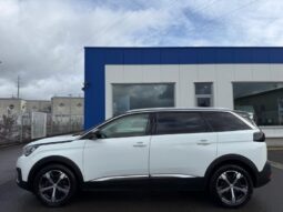 Peugeot 5008 Allure / EAT8 / 7 Places complet