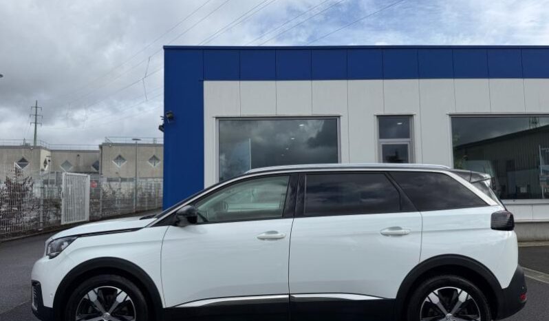 Peugeot 5008 Allure / EAT8 / 7 Places complet