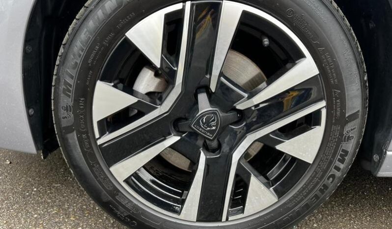 Peugeot 208 Allure / MHEV / E-DSC6 complet