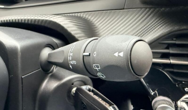 Peugeot 208 Allure / Carplay complet