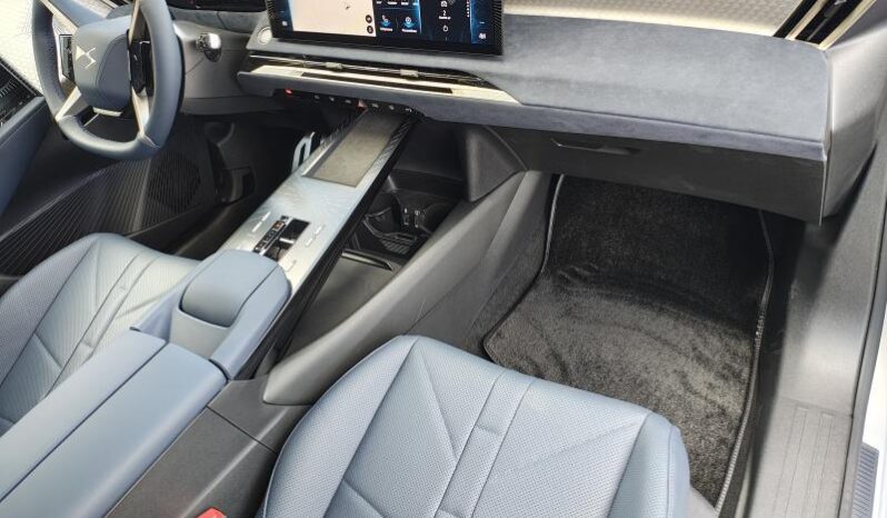 DS Automobiles N°8 LONG RANGE / JULES VERNE complet