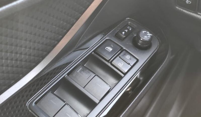 Toyota C-HR 1.8 Hybrid complet