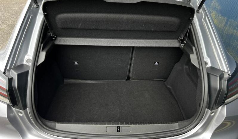 Peugeot 208 Allure / MHEV / E-DSC6 complet