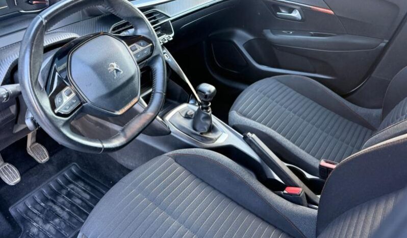Peugeot 208 Active / 100ch / Carplay complet