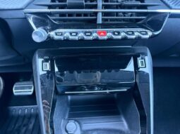 Peugeot 208 Allure / EAT8 / Carplay complet