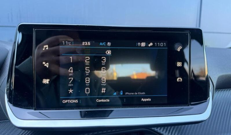 Peugeot 208 Allure / EAT8 / Carplay complet