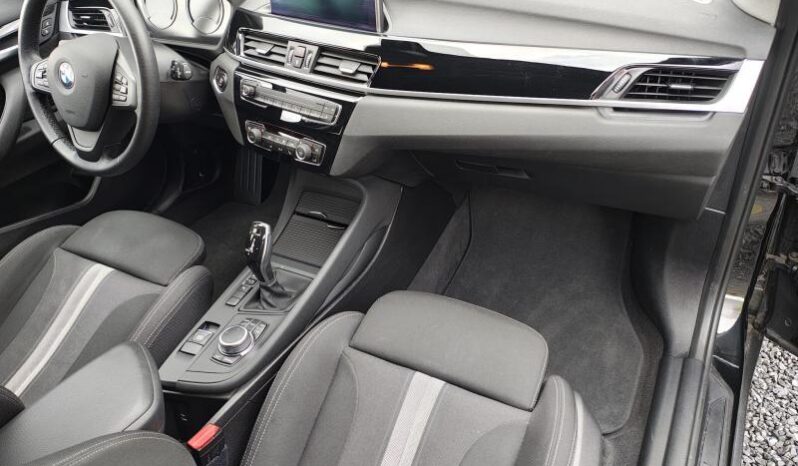 BMW Serie X X1 Sport Line / Auto / 18d complet