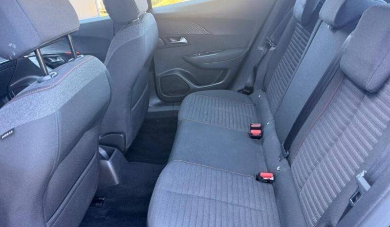 Peugeot 2008 Active / sièges chauffants / 130ch complet