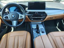 BMW Serie 5 518 Auto / Touring / Volant M complet