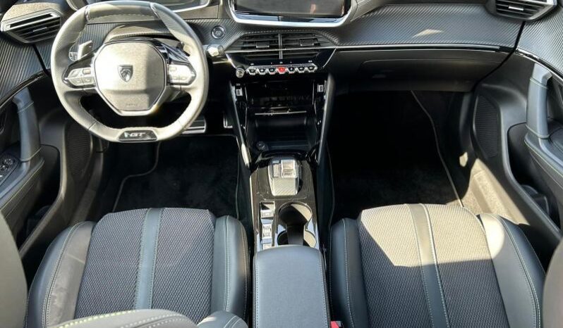 Peugeot 2008 GT / E-DSC6 / MHEV / 136ch complet