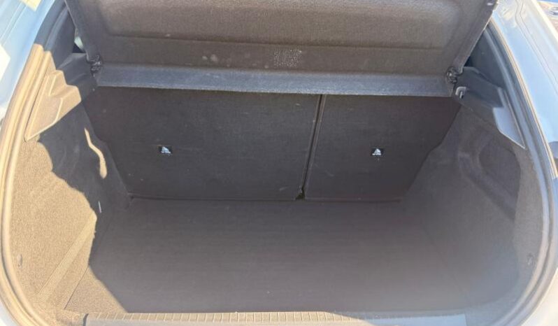 Peugeot 208 Allure / EAT8 / Carplay complet