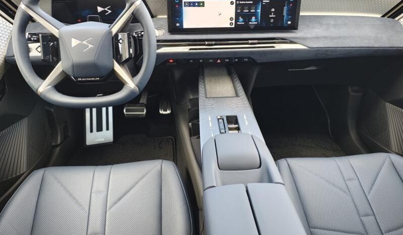 DS Automobiles N°8 LONG RANGE / JULES VERNE complet