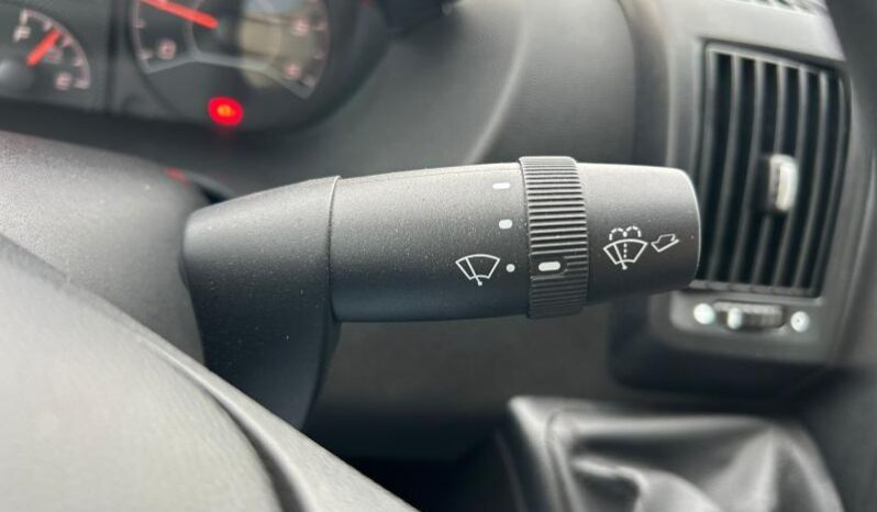 Peugeot Boxer L2H2 / 140ch / 2.2 BlueHDi complet